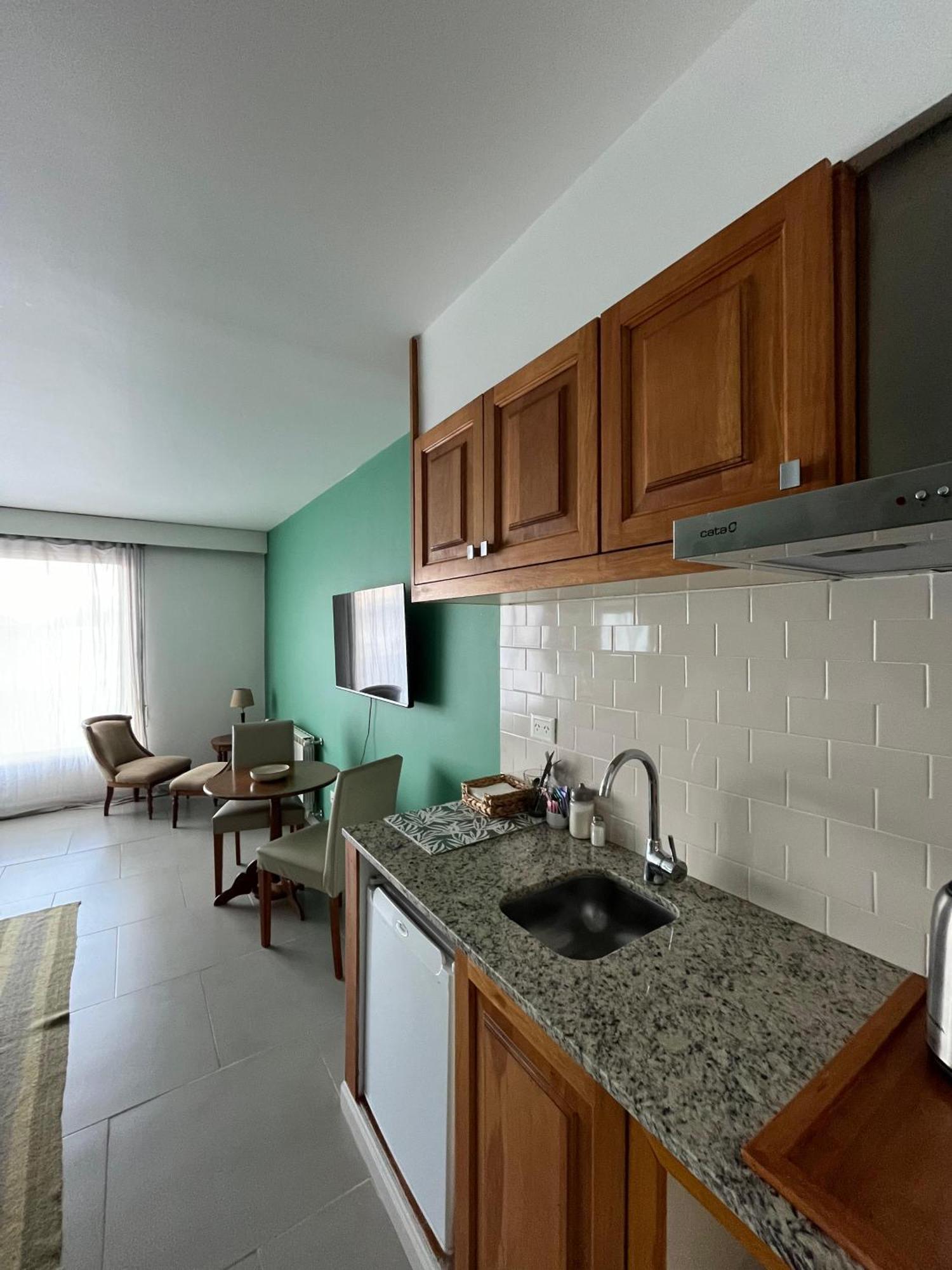 Las Bayas Home Suites Esquel Exterior photo